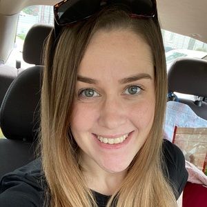 Meet your Posher, Jillian